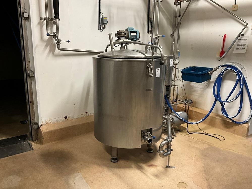 1966 Paasch G31 s/s vertical tank