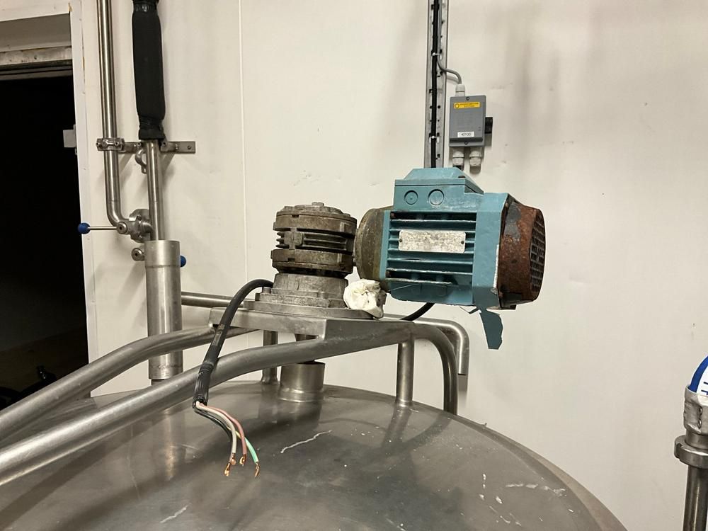 1966 Paasch G31 s/s vertical tank
