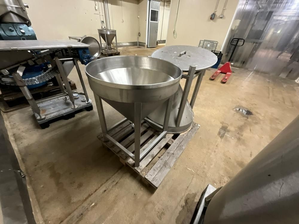 S/s vertical tank (2x)