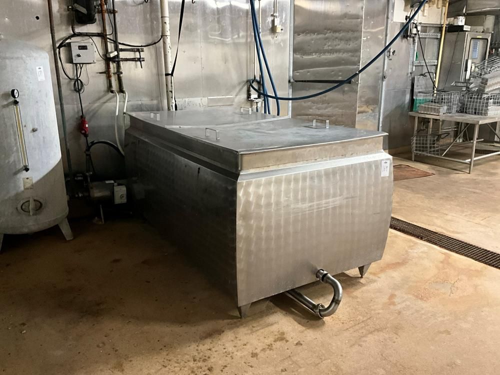 S/s horizontal heated tank
