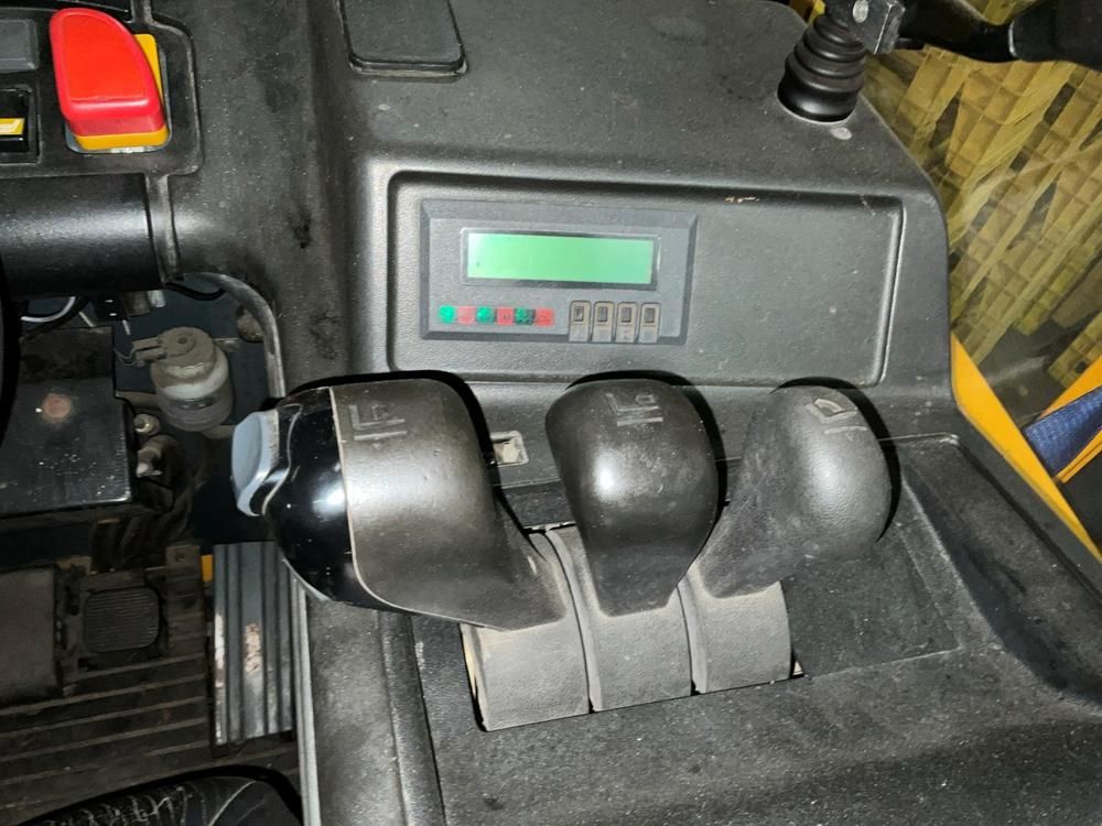 2001 Ljungheinrich ETVC 16 Reacher forklift