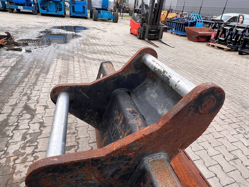 Pladdet OQ80 Slotenbak - Ditch cleaning bucket