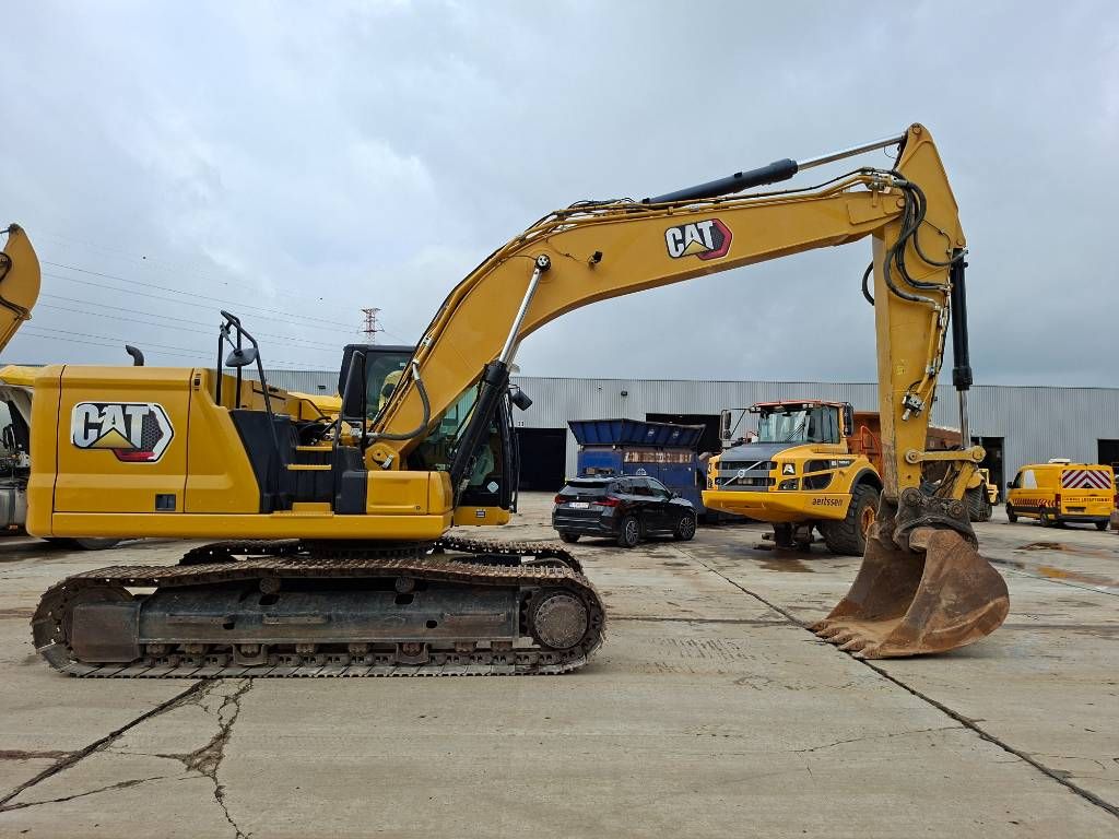 CAT 320