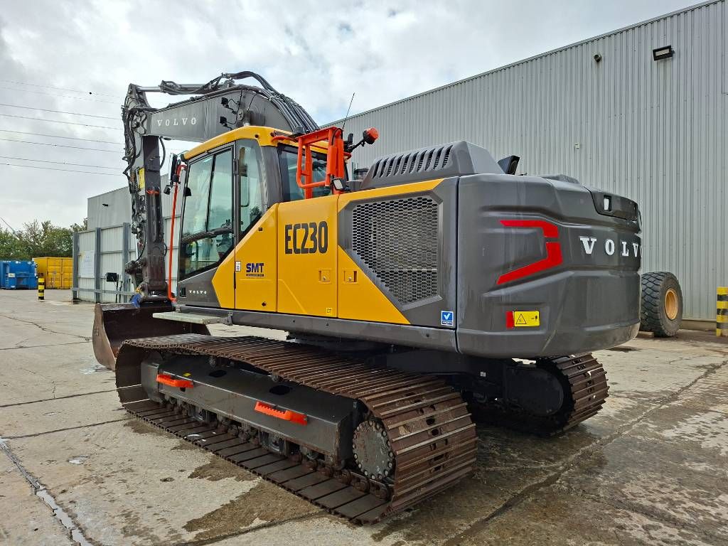 Volvo EC230FL5