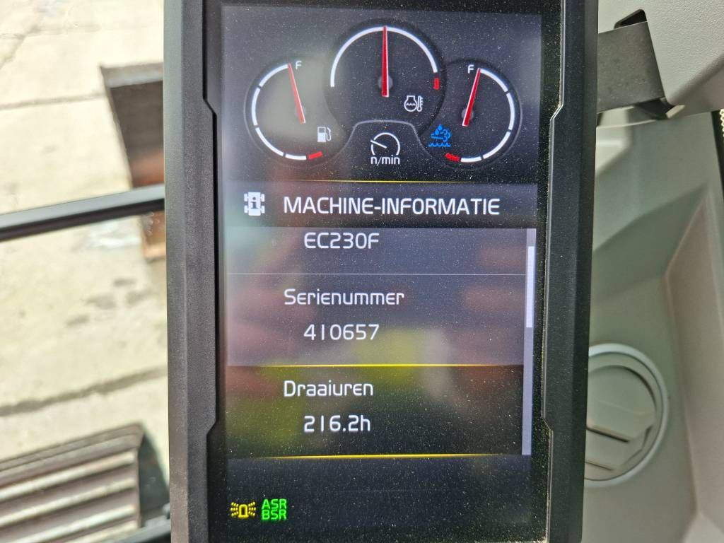 Volvo EC230FL5
