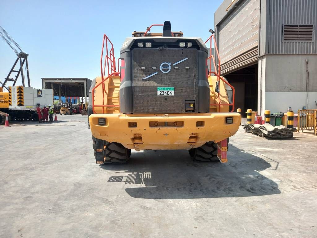 Volvo L350H (EXW - Abu Dhabi)