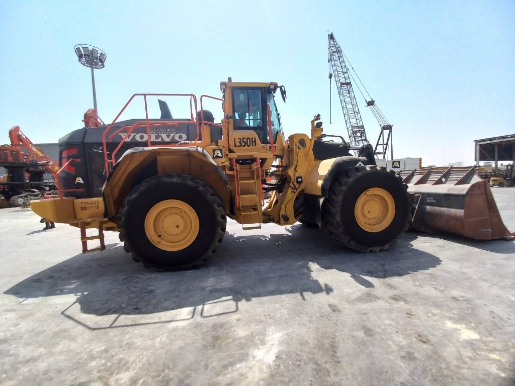 Volvo L350H (EXW - Abu Dhabi)