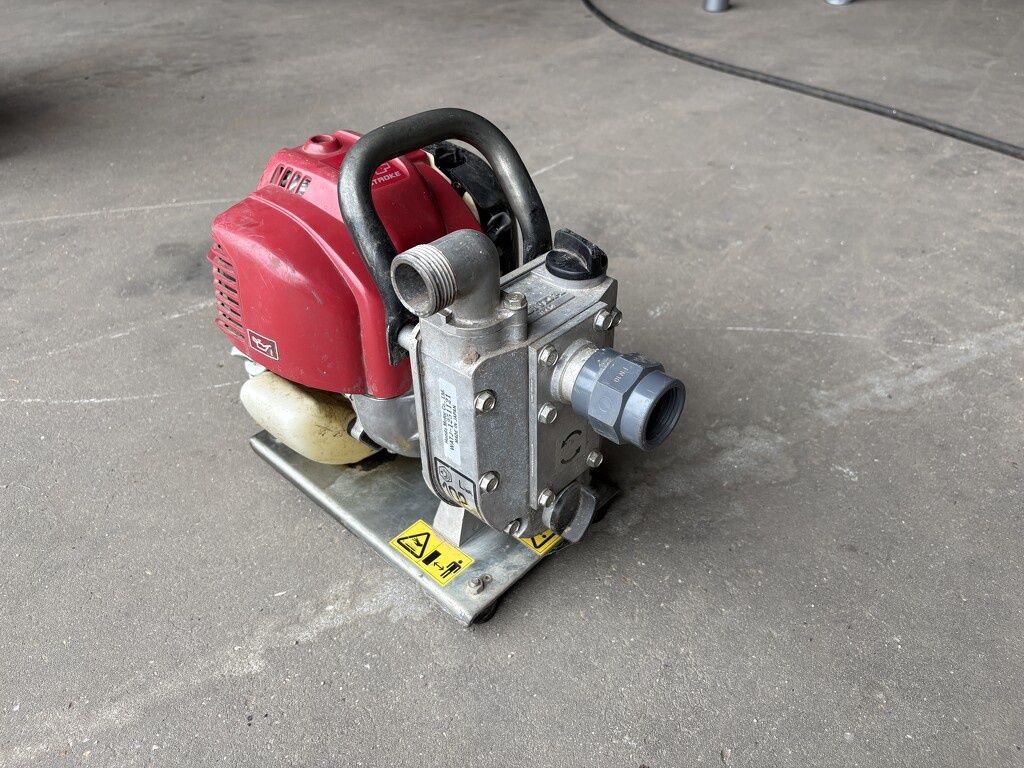 Honda WB20XT en WX10K1