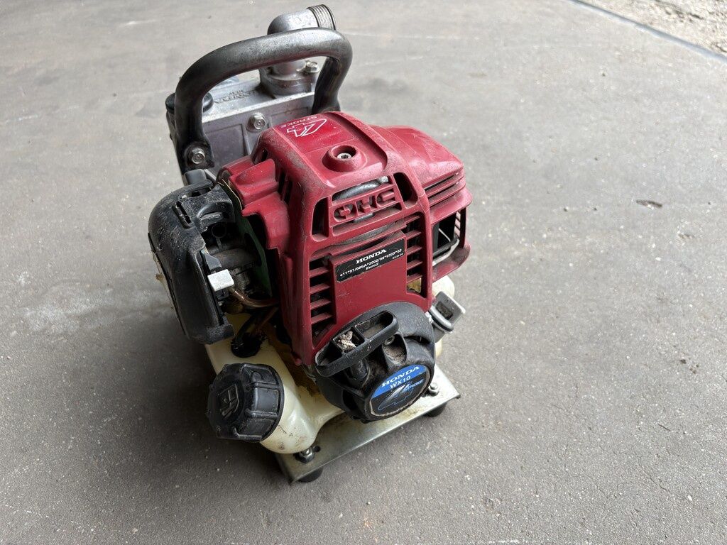 Honda WB20XT en WX10K1