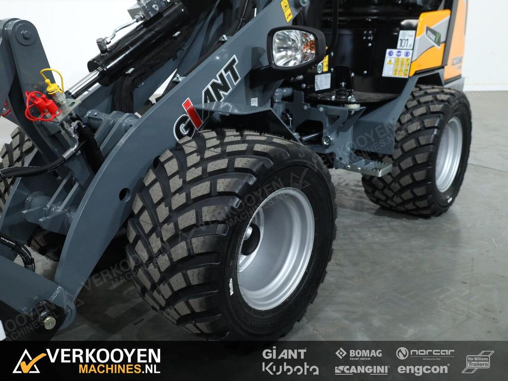 2026 Giant G2300 X-tra HD VK11026