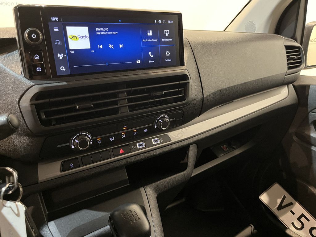Opel Vivaro 2.0 145 PK L3 DC Dubbel Cabine 6 persoons / Euro 6 / Airco / Cruise Control / CarPlay / Camera / Trekhaak / Facelift / 60.400 KM !!