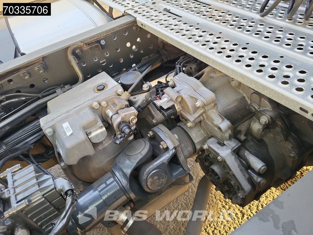 Mercedes Actros 1845 4X2 StreamSpace Retarder APK 01-2027 Standklima ACC Navi
