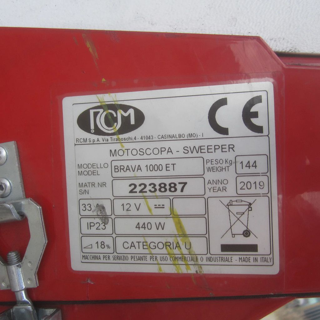 RCM Brava, veegmachine elek., veegbreedte 95 cm.