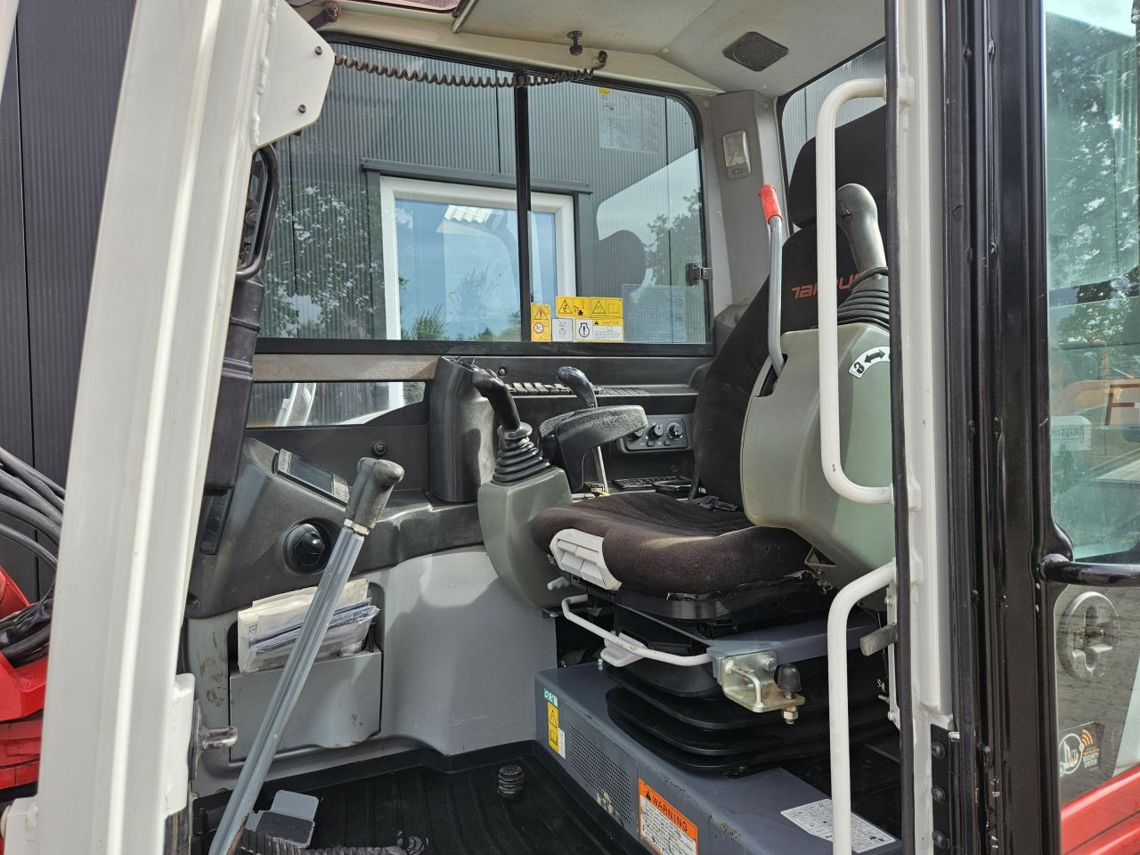 Takeuchi TB290-2 Stage V