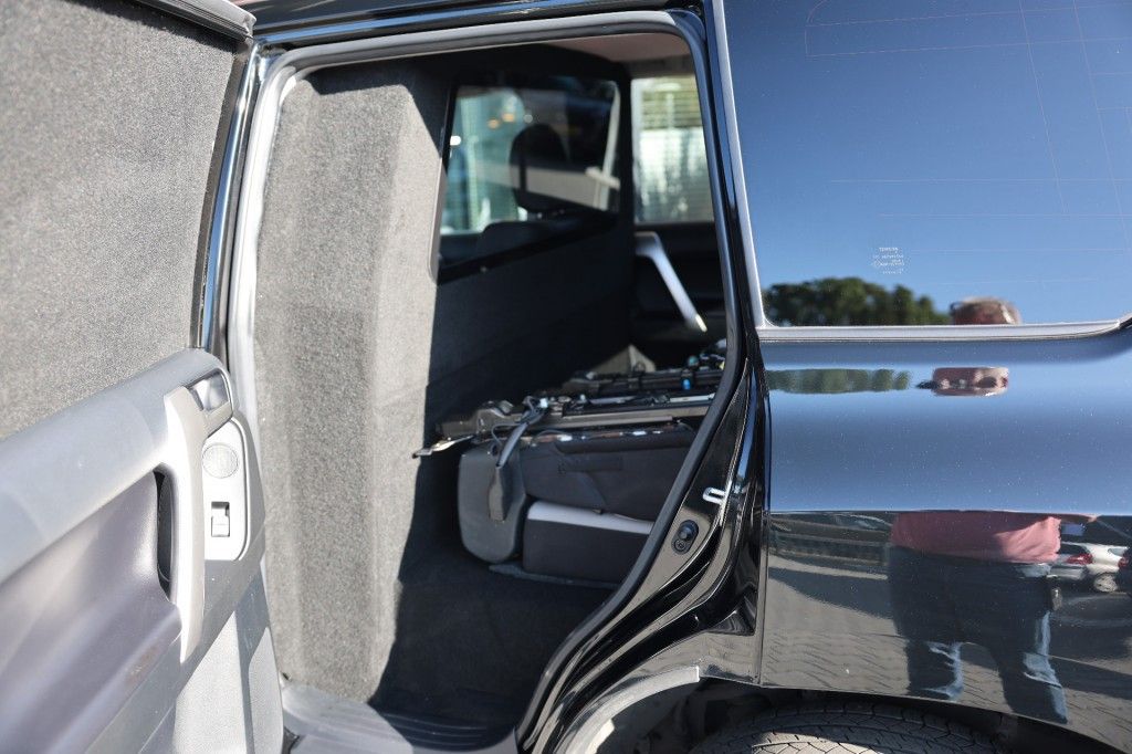 Toyota Landcruiser 150 2.8 D-4D 5DRS BLACK EDITION A/T VAN
