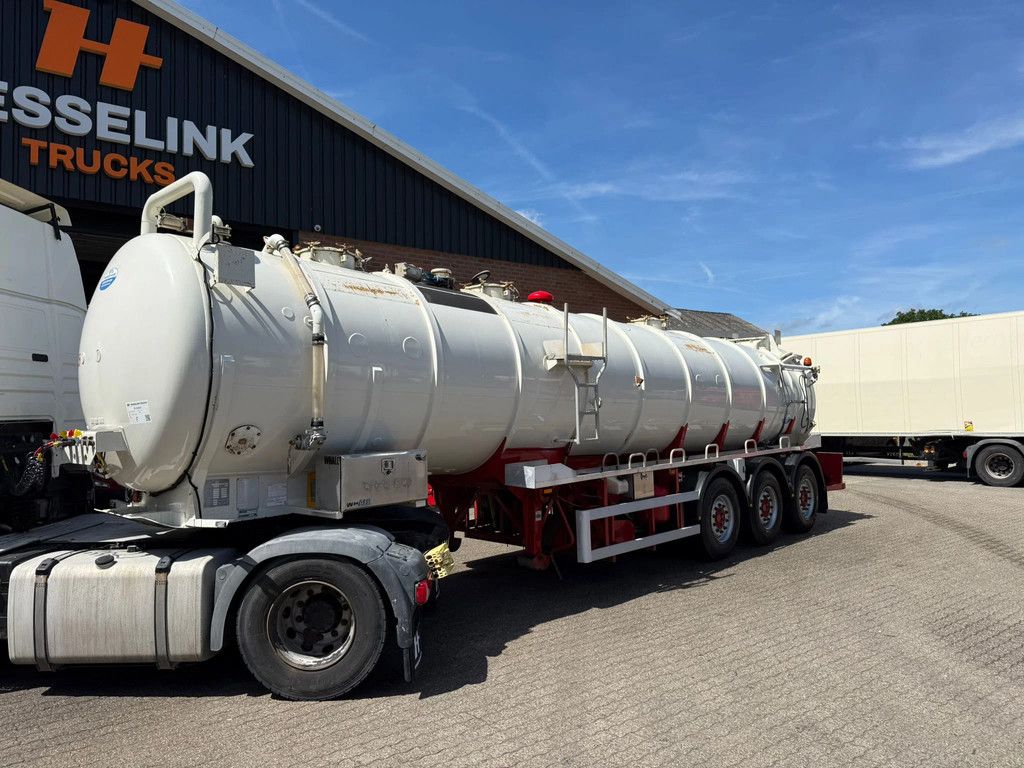 Whale tankers 29.5m3 Pressure ADR Tanker + Perkins self support engine