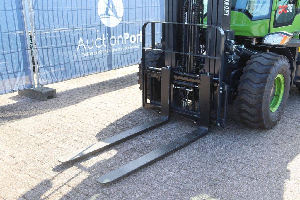 Rough-terrain forklift JQ Power CPC35 4x4 Diesel 3500kg 4.5m New