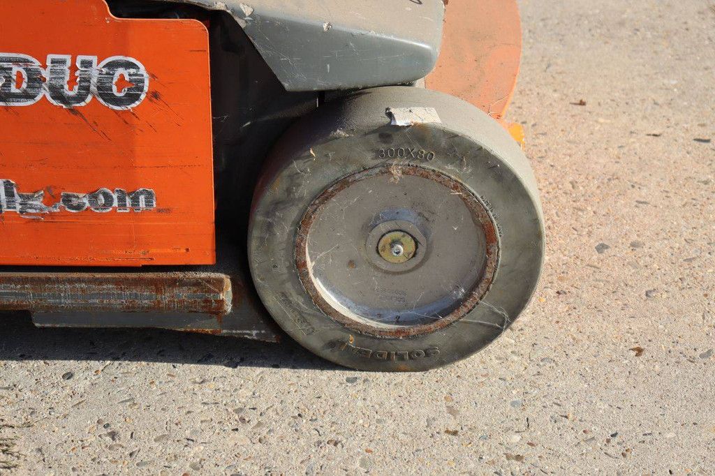 JLG Toucan Duo Elektrischer Mastlift 130 kg 6,0 m 2017