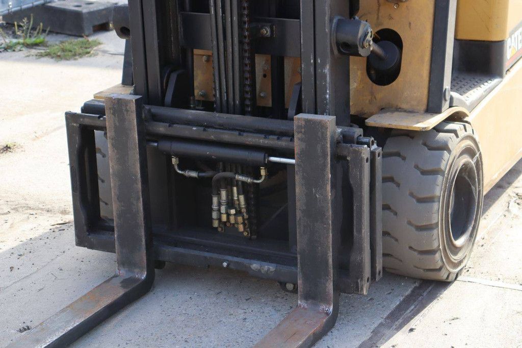Caterpillar EP20KT Elektrogabelstapler 2000 kg 4,0 m 2005