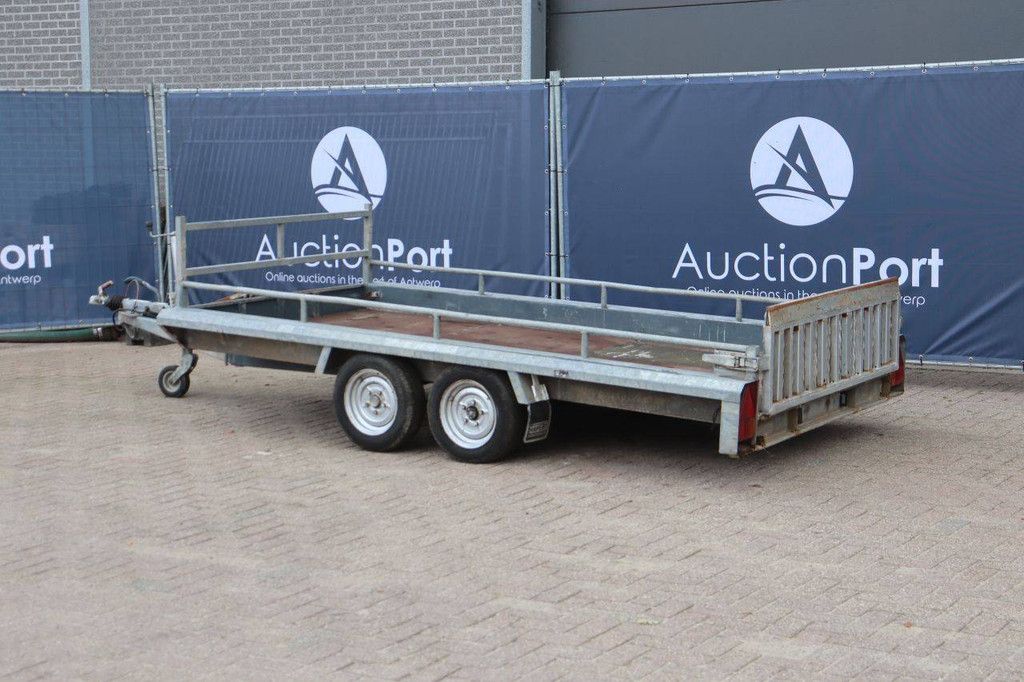 Hapert-Anhänger 2700 kg
