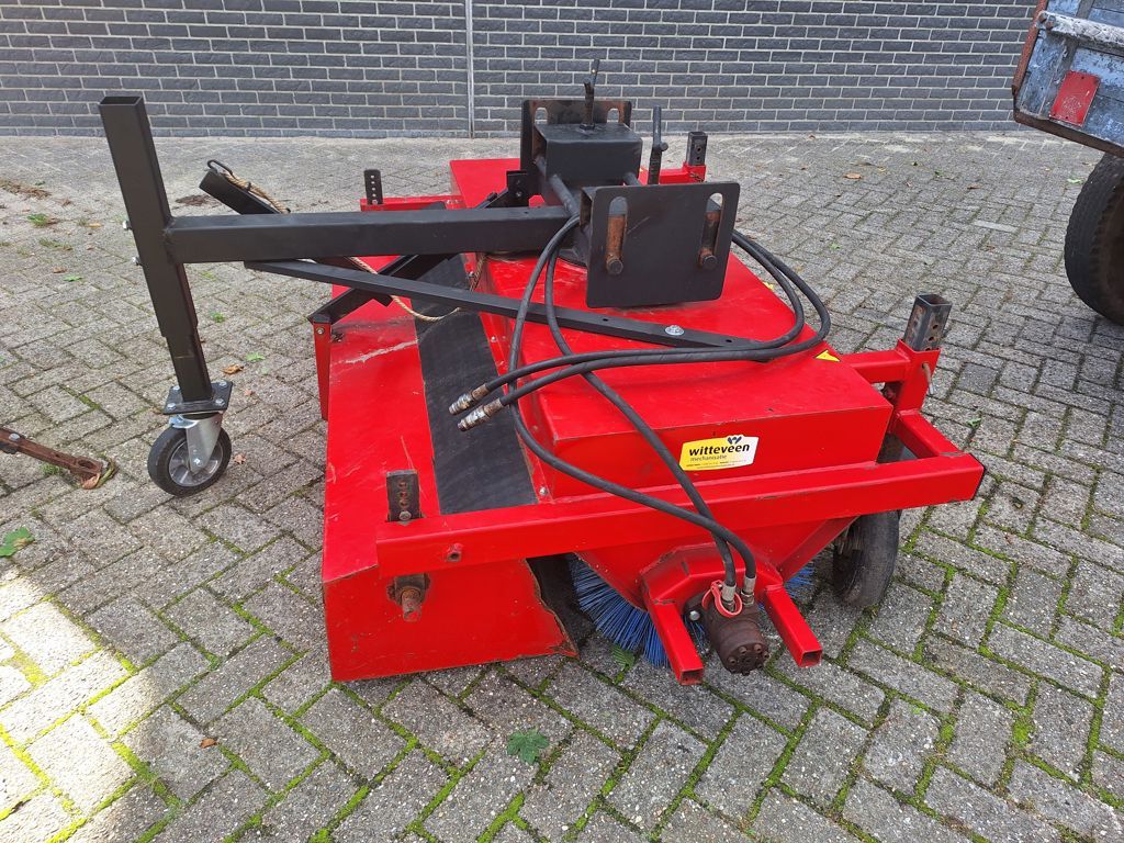 M-Sweep veegmachine lepelinsteek