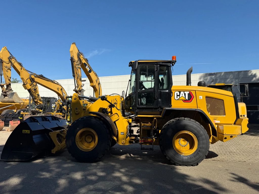 Caterpillar 930M