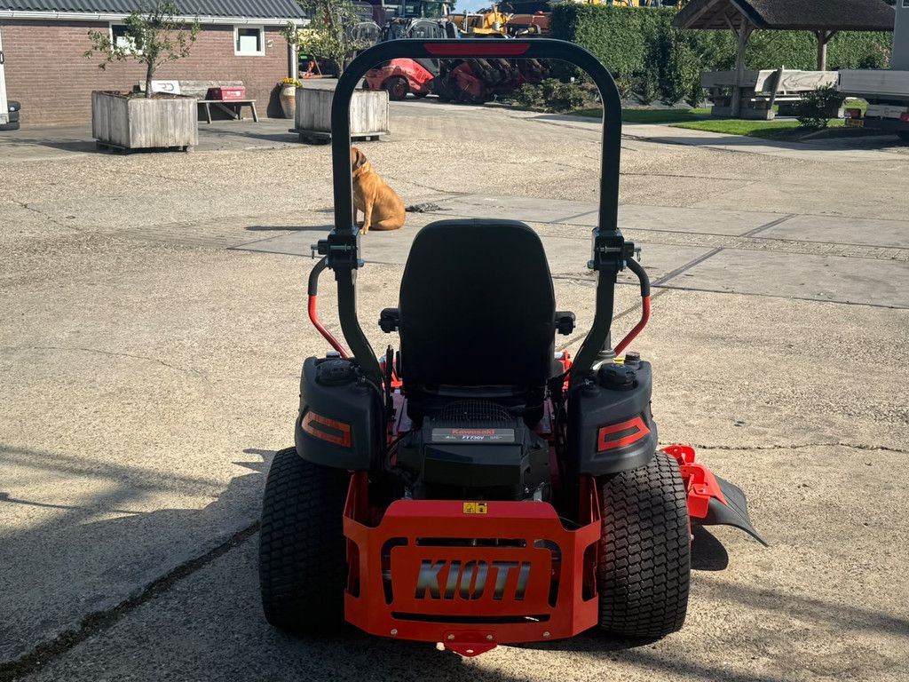 Kioti ZXC 54 SE Zitmaaier Gazonmaaier ZERO TURN NIEUW ZXC 54 SE Zero turn Zitmaaier Maaier Gazonmaaier NIEUW