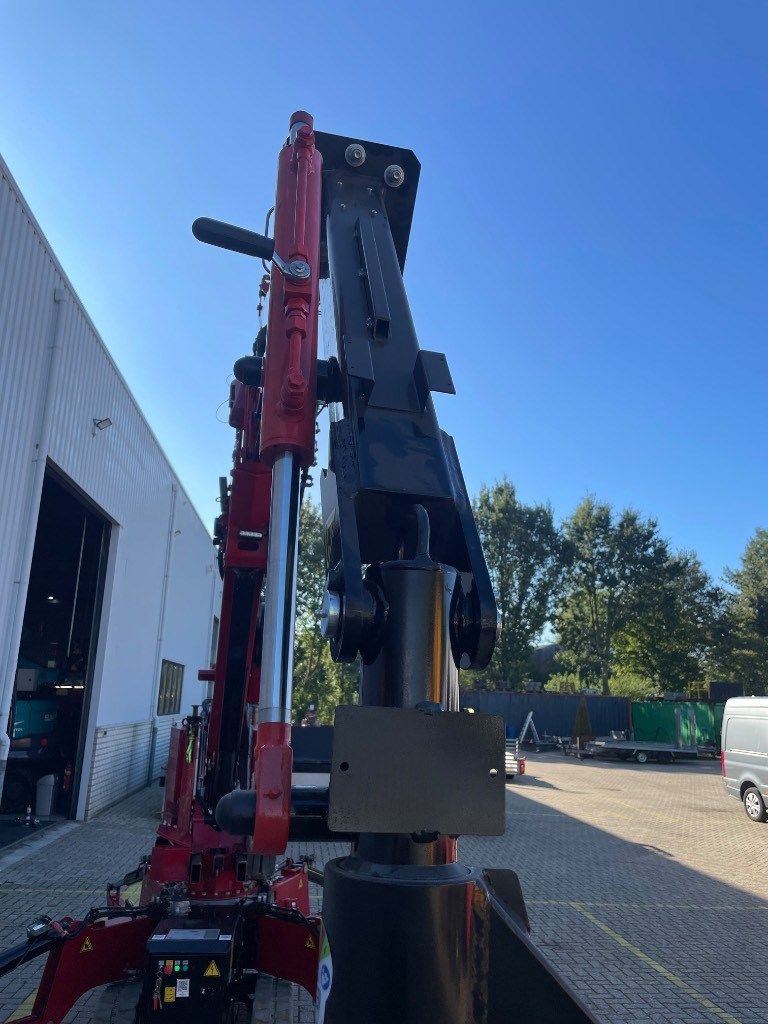 Ferrari Skyler 2 AL 200