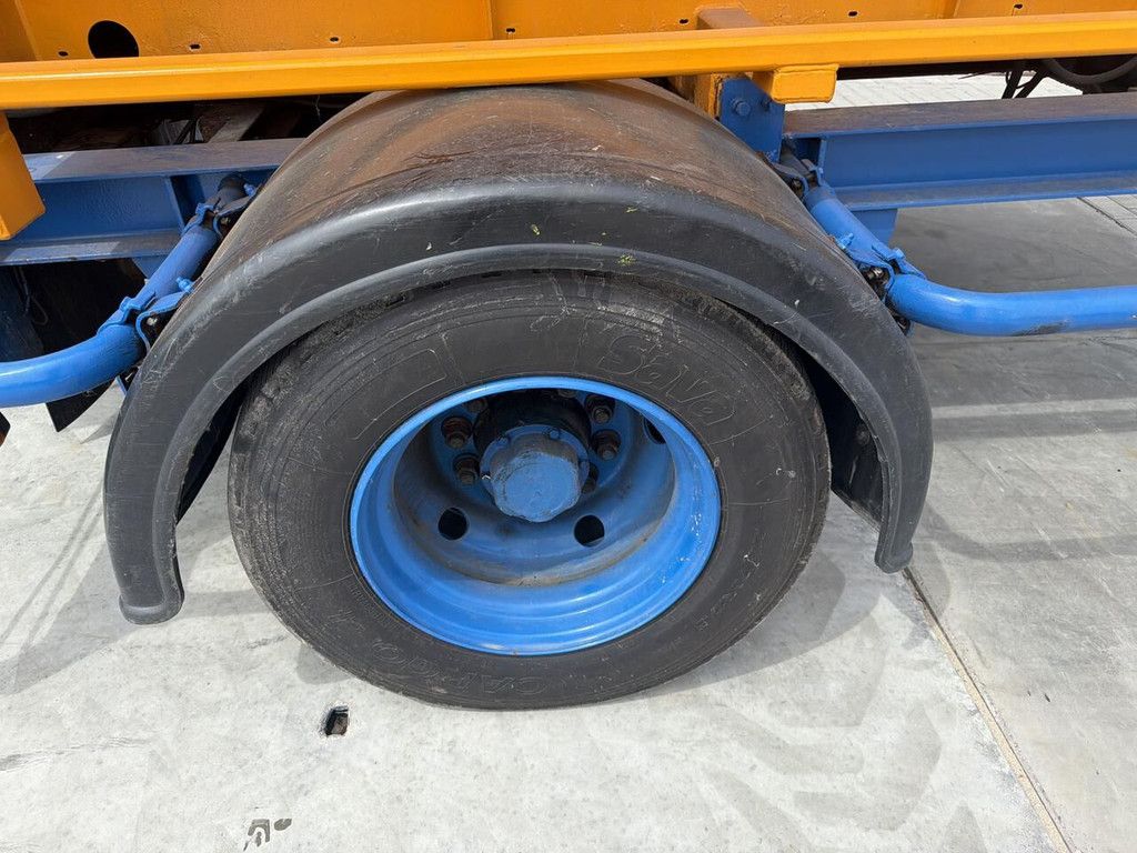 Esve Trailerfabriek BV trailed gritter