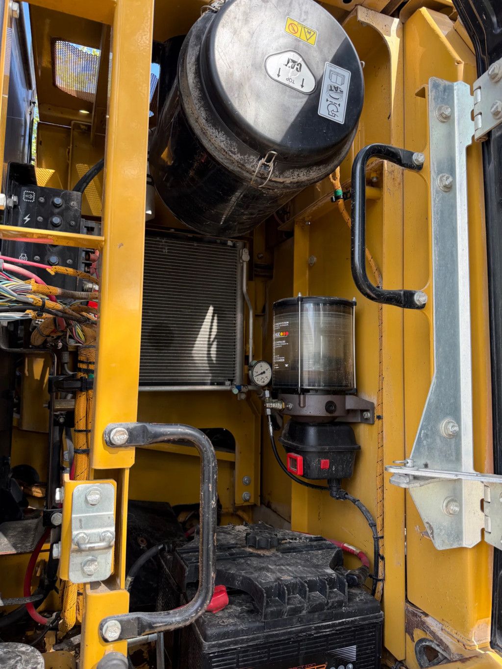 Caterpillar 326F