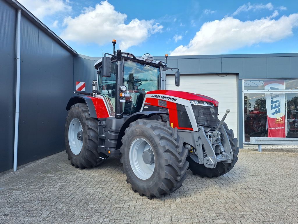 Massey Ferguson 8S.225 XTRA DYNA-VT EXCLUSIVE