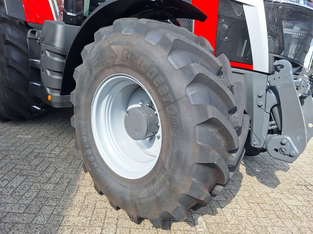 Massey Ferguson 8S.225 XTRA DYNA-VT EXCLUSIVE