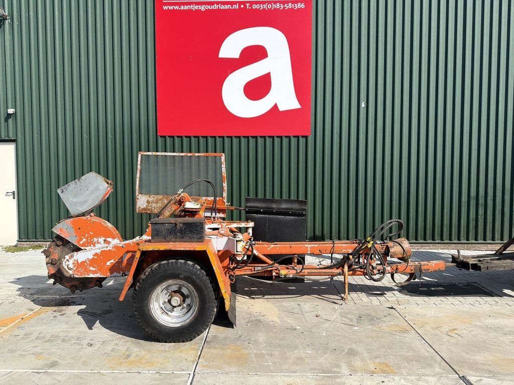 Vermeer SC 710 stump cutter