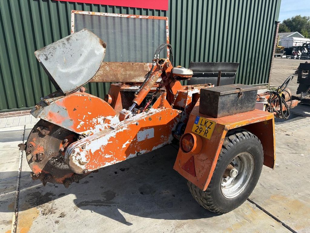 Vermeer SC 710 stump cutter