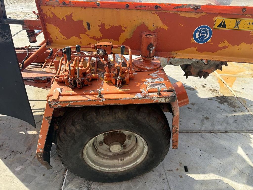 Vermeer SC 710 stump cutter