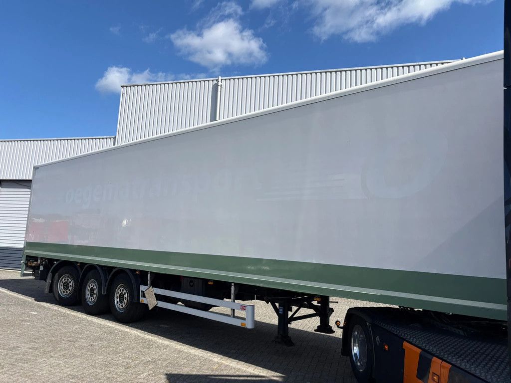 Pacton TBD.3 13.6M Liftas + Stuuras 2.500KG Laadklep