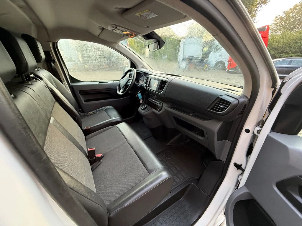 Opel Vivaro AUT. Carplay Camera NL Auto