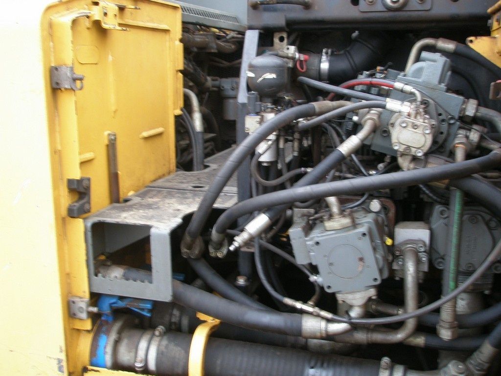 Liebherr R974C