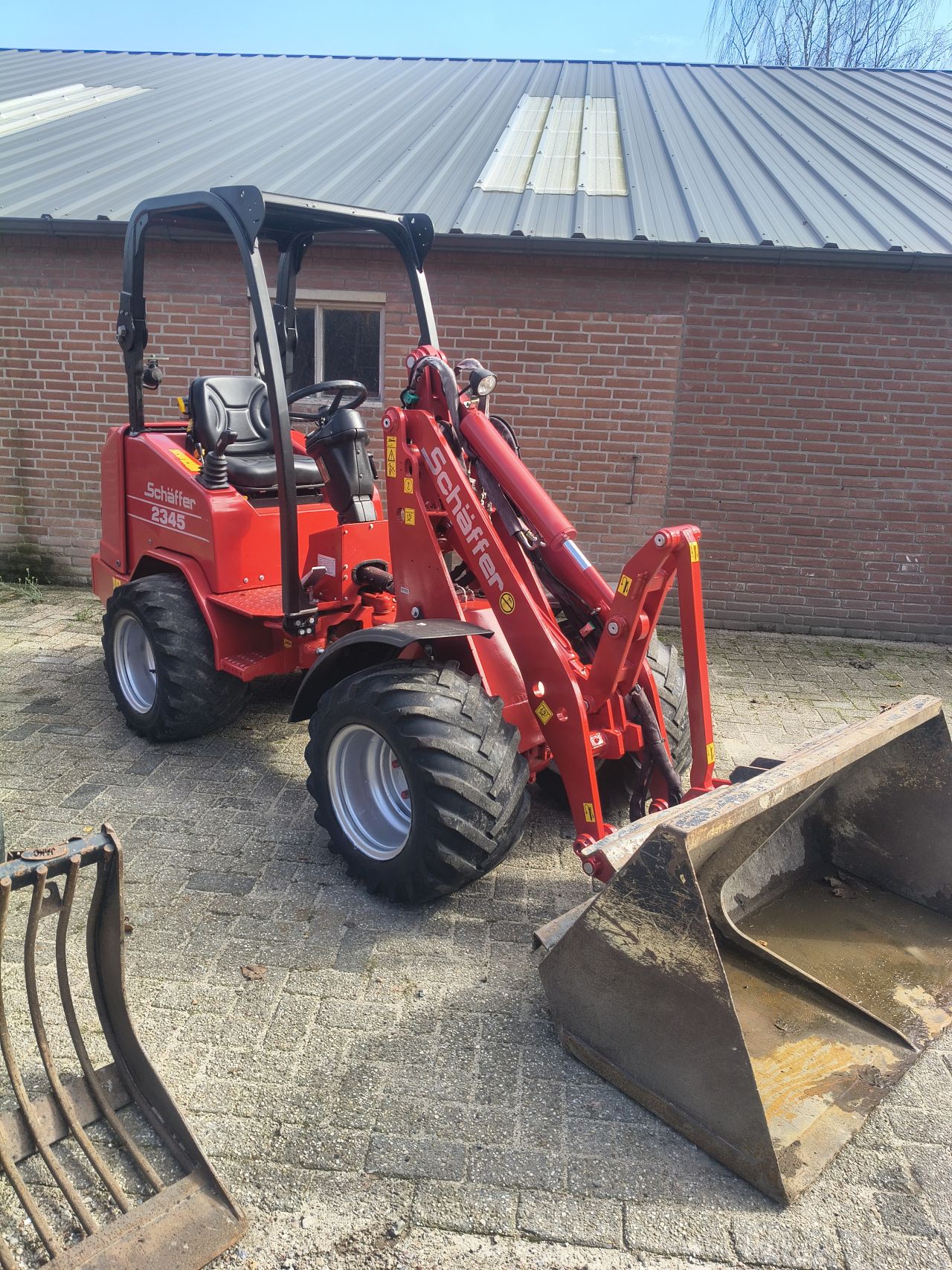 Schaffer shovel 2436 en 2345 weidemann giant