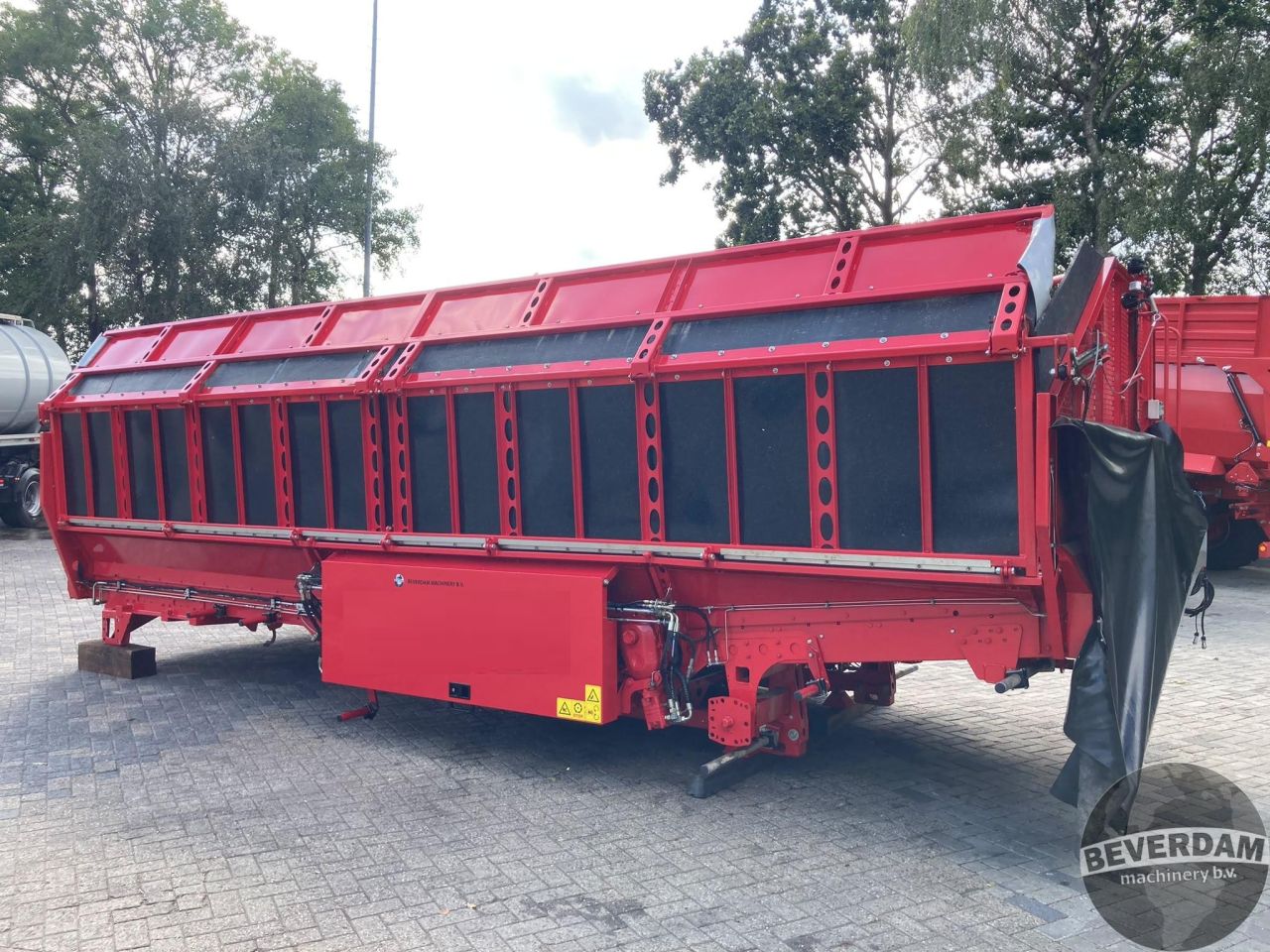 Holmer RB35 / M35 overlaadbak / Rübenüberladen / Überladewagen