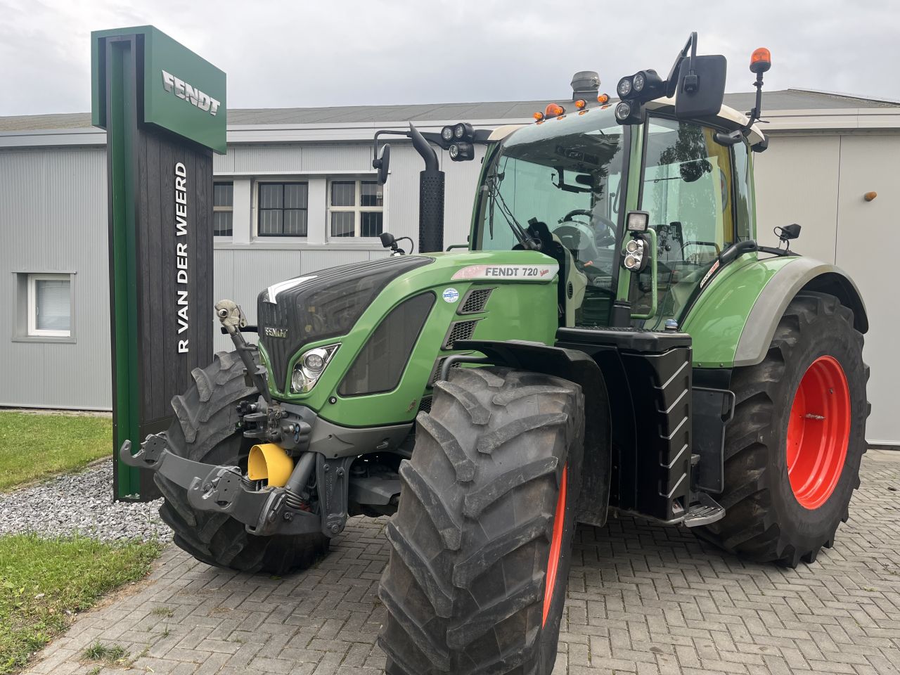 Fendt 720 SCR Profi