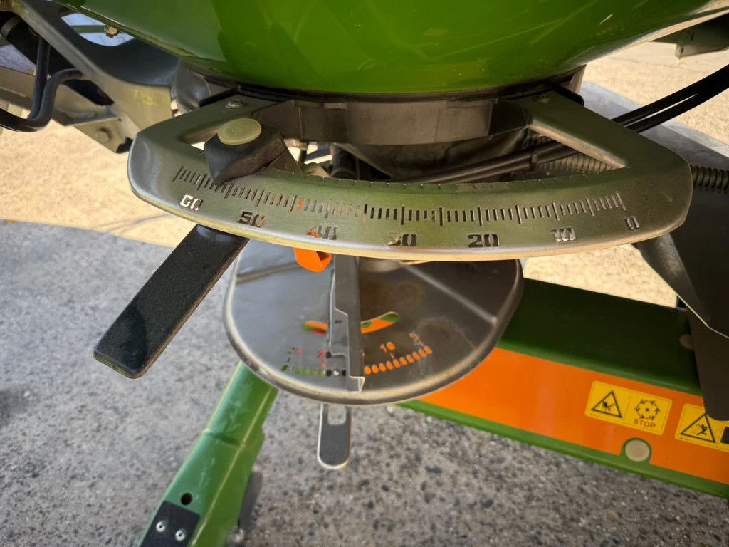 Amazone ZA-V 2000 Kunstmestrooier Meststrooier