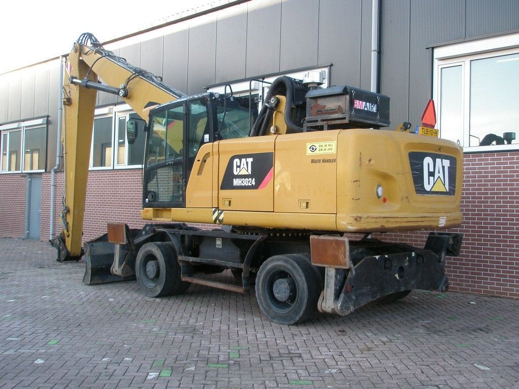 Caterpillar MH3024