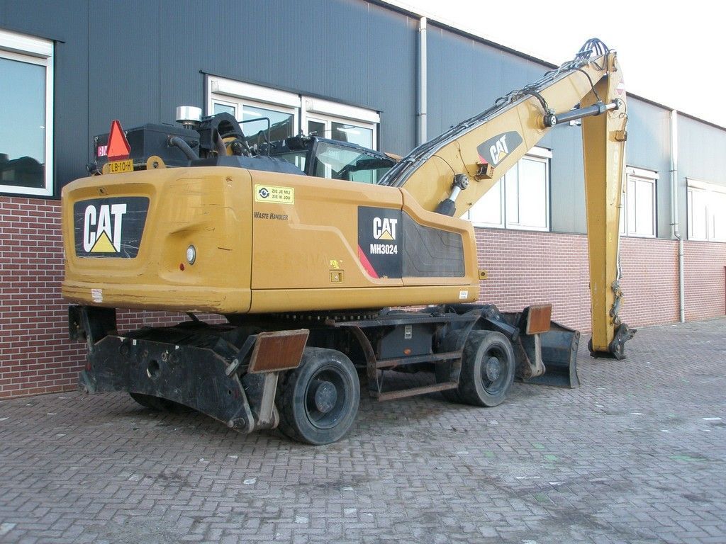 Caterpillar MH3024