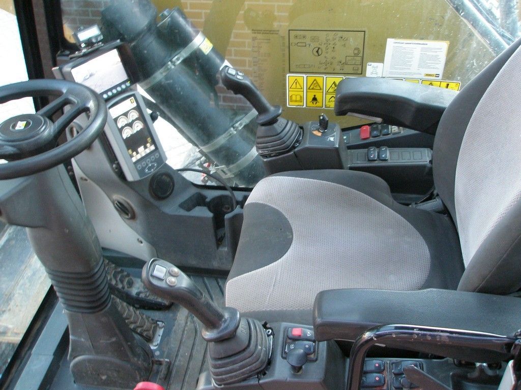 Caterpillar MH3024