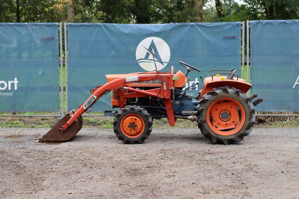 Kubota L2000DT Kleintraktor Diesel 20 PS mit Frontlader