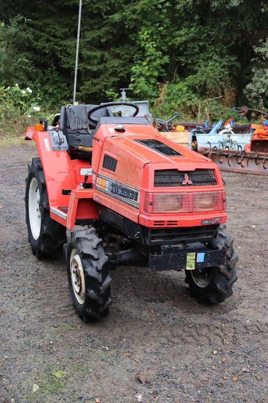 Kleintraktor Mitsubishi MT15D Diesel 15 PS