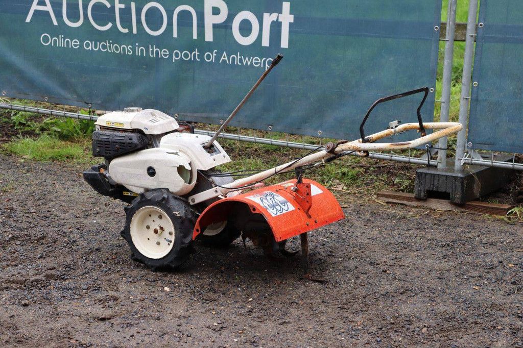 Motoculteur Yanmar MRT6RZ Benzin 5 PS mit Grubber