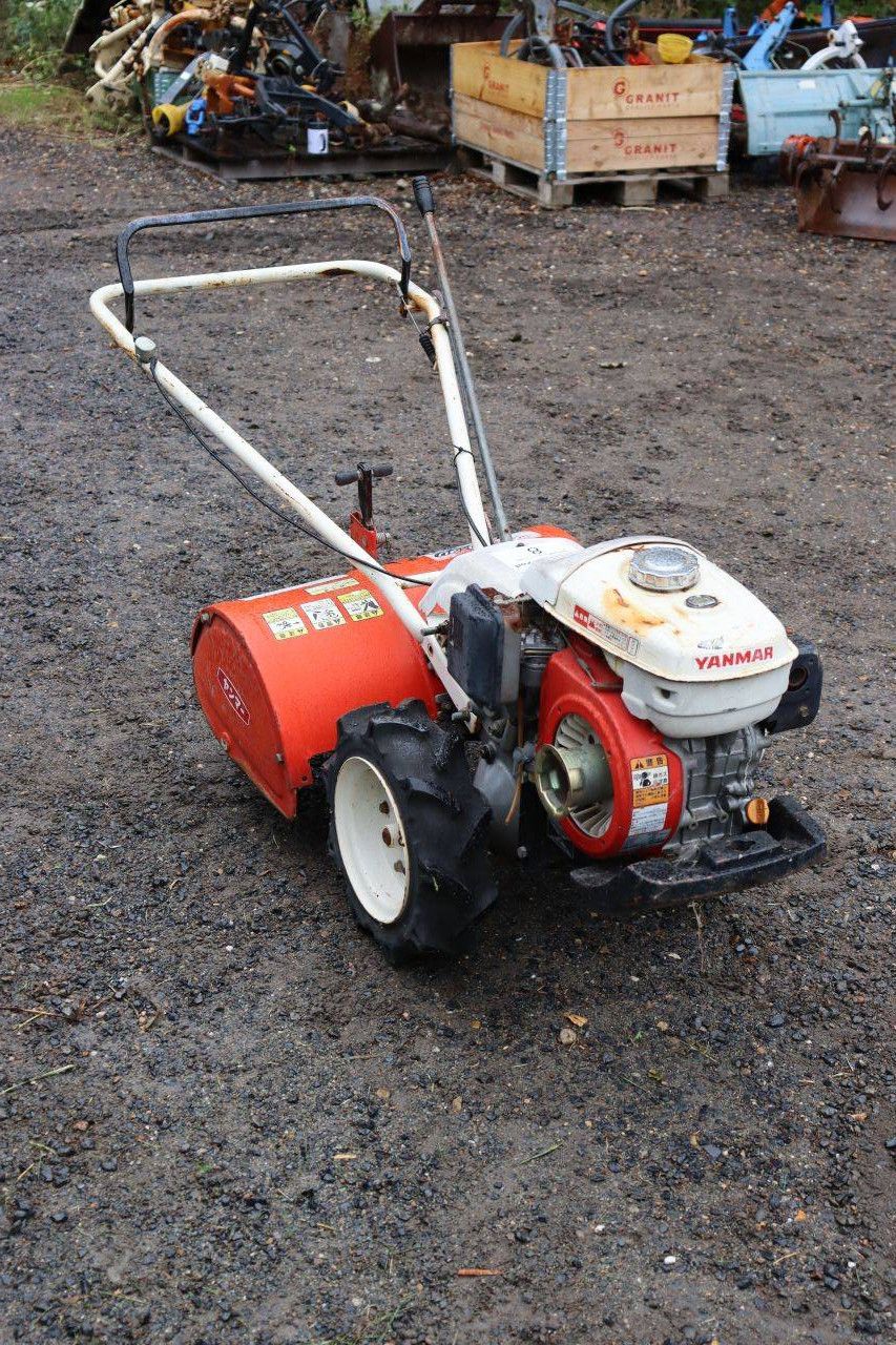 Motoculteur Yanmar MRT6RZ Benzin 5 PS mit Grubber