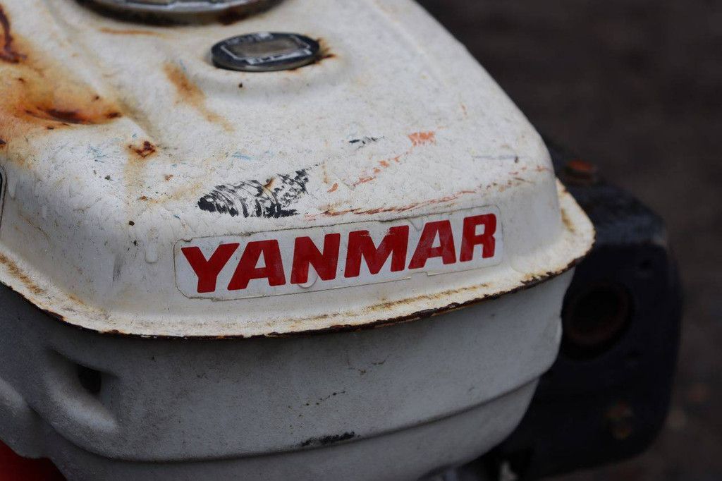 Motoculteur Yanmar MRT6RZ Benzin 5 PS mit Grubber